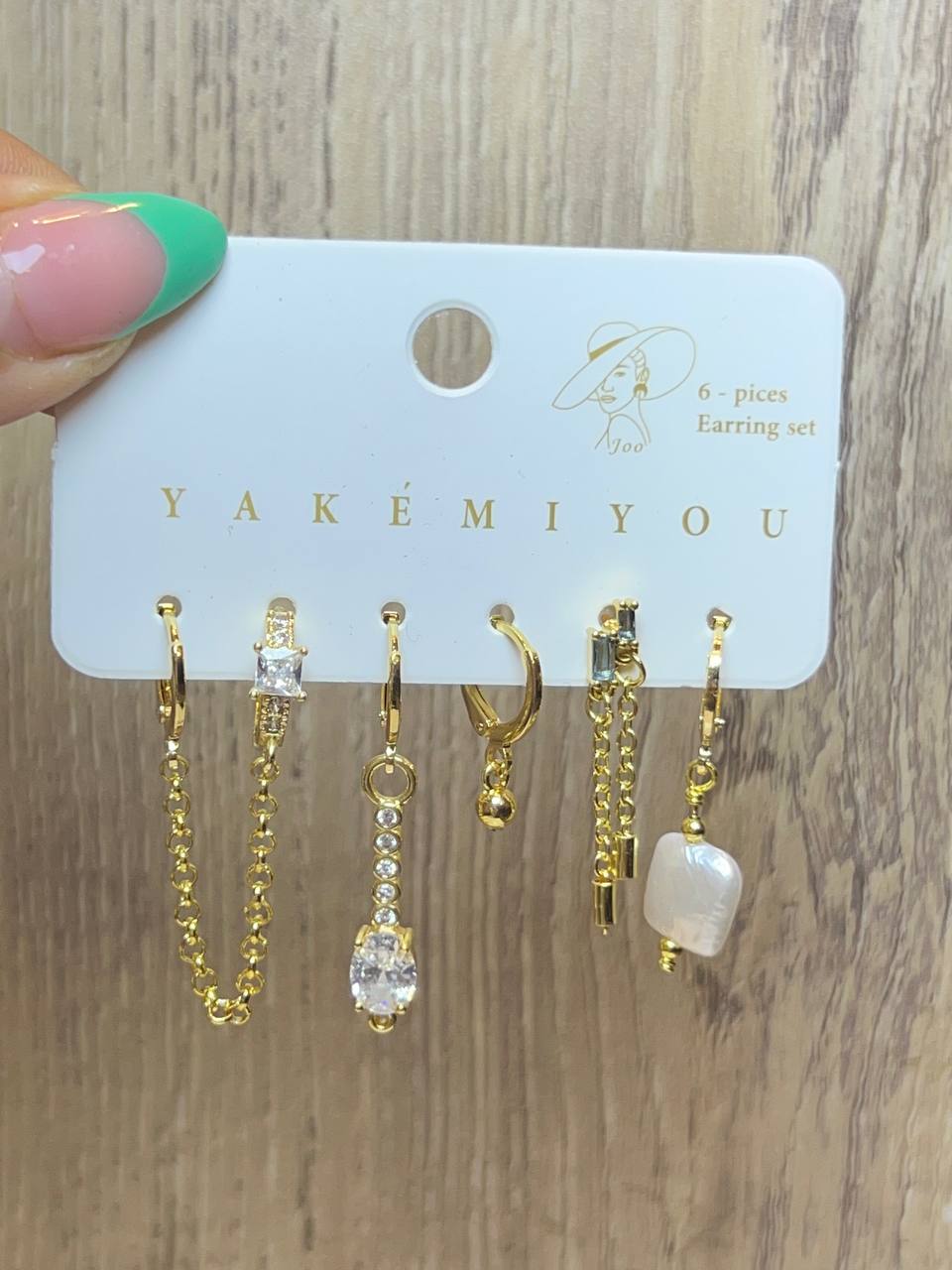 Worldy Earring
