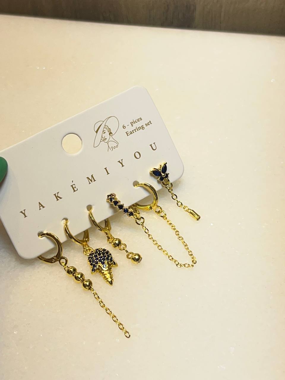 Worldy Earring