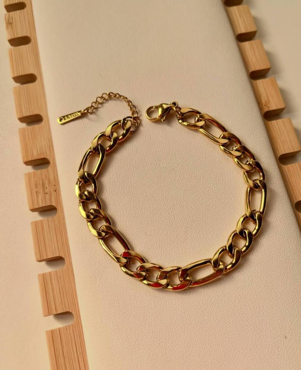 She accessories Bracelets