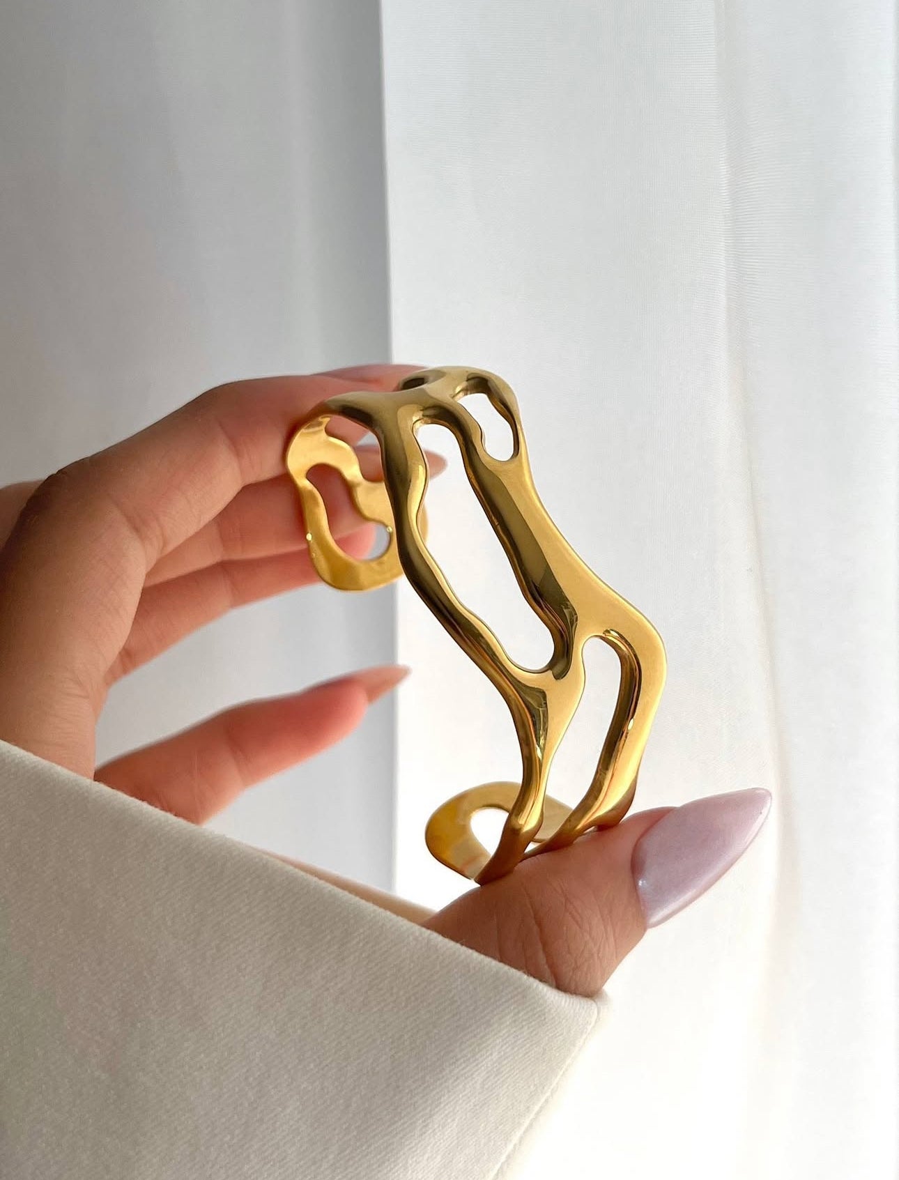 Mada Bangle