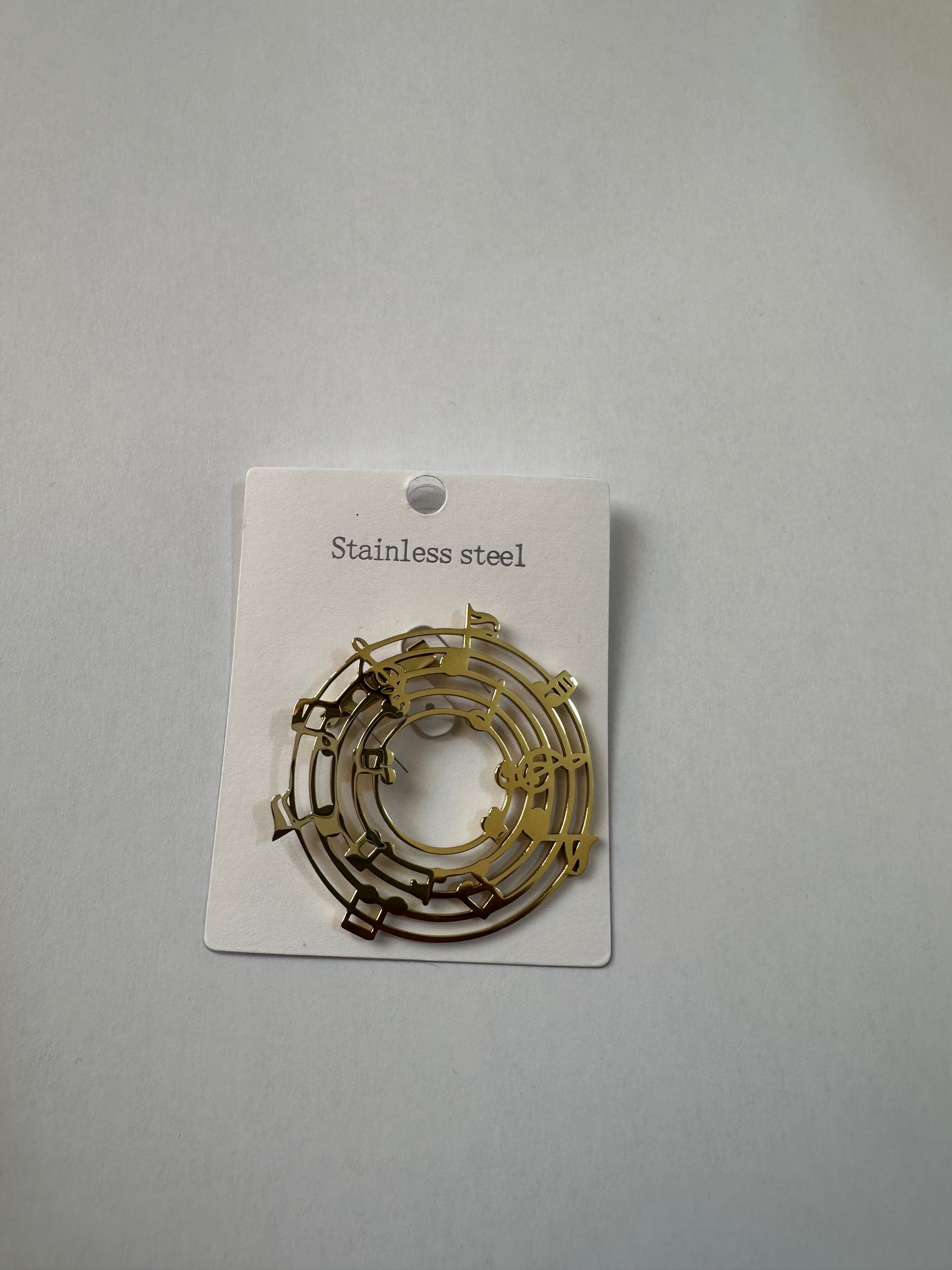 Tili Brooch