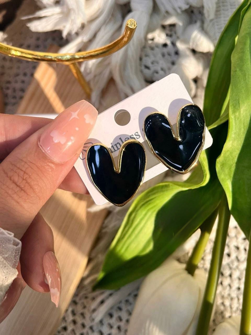 Qwrta Earring