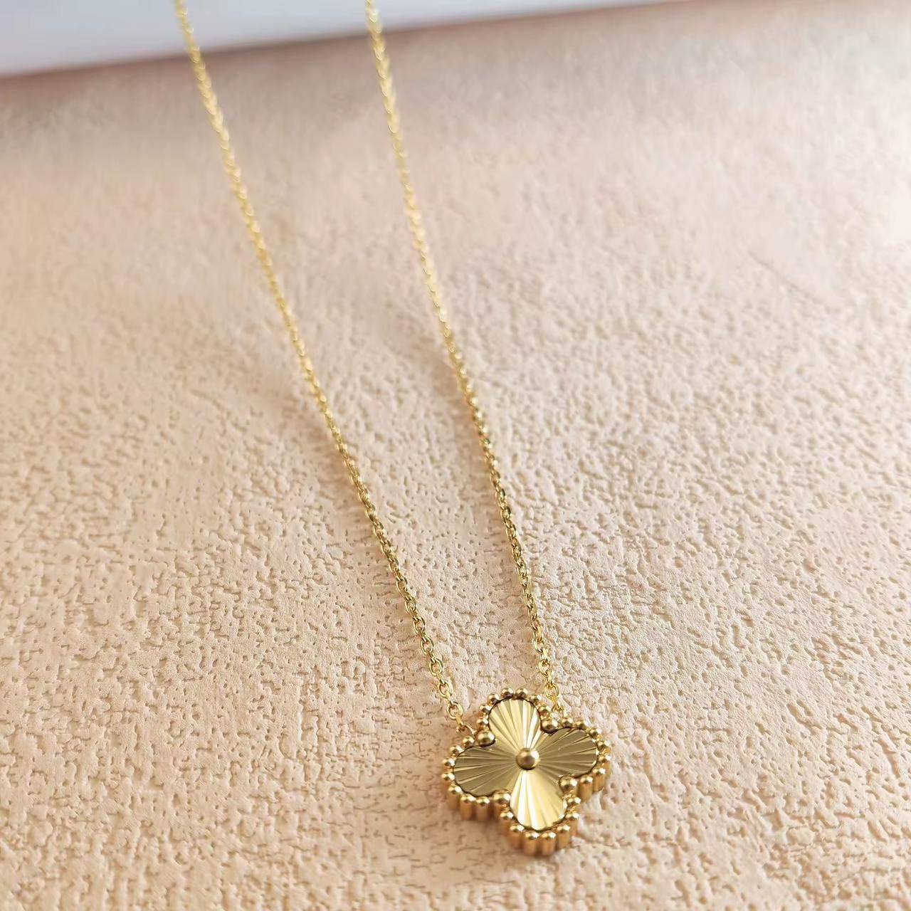Curma Necklace