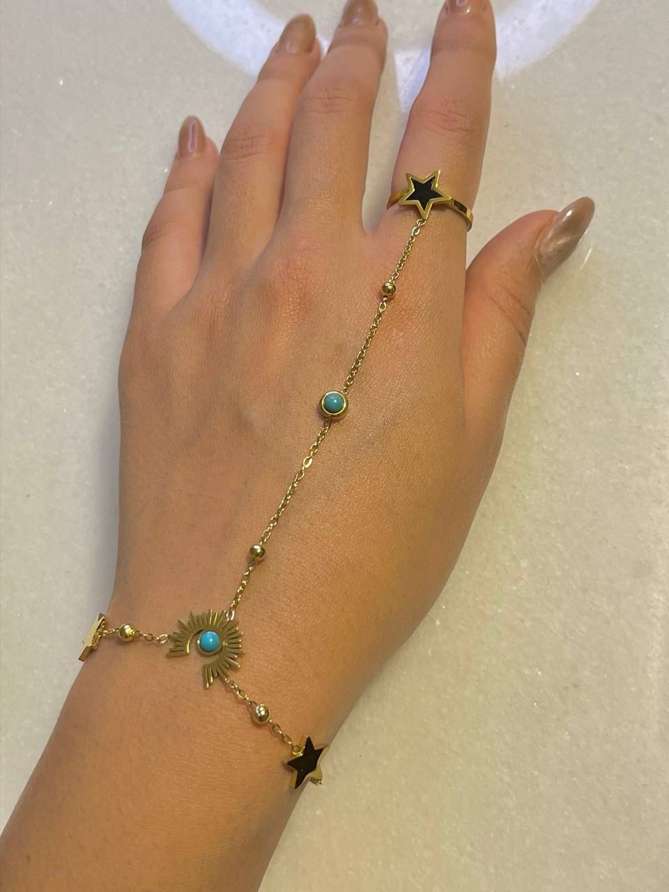 Kimna Hand Chain Bracelet