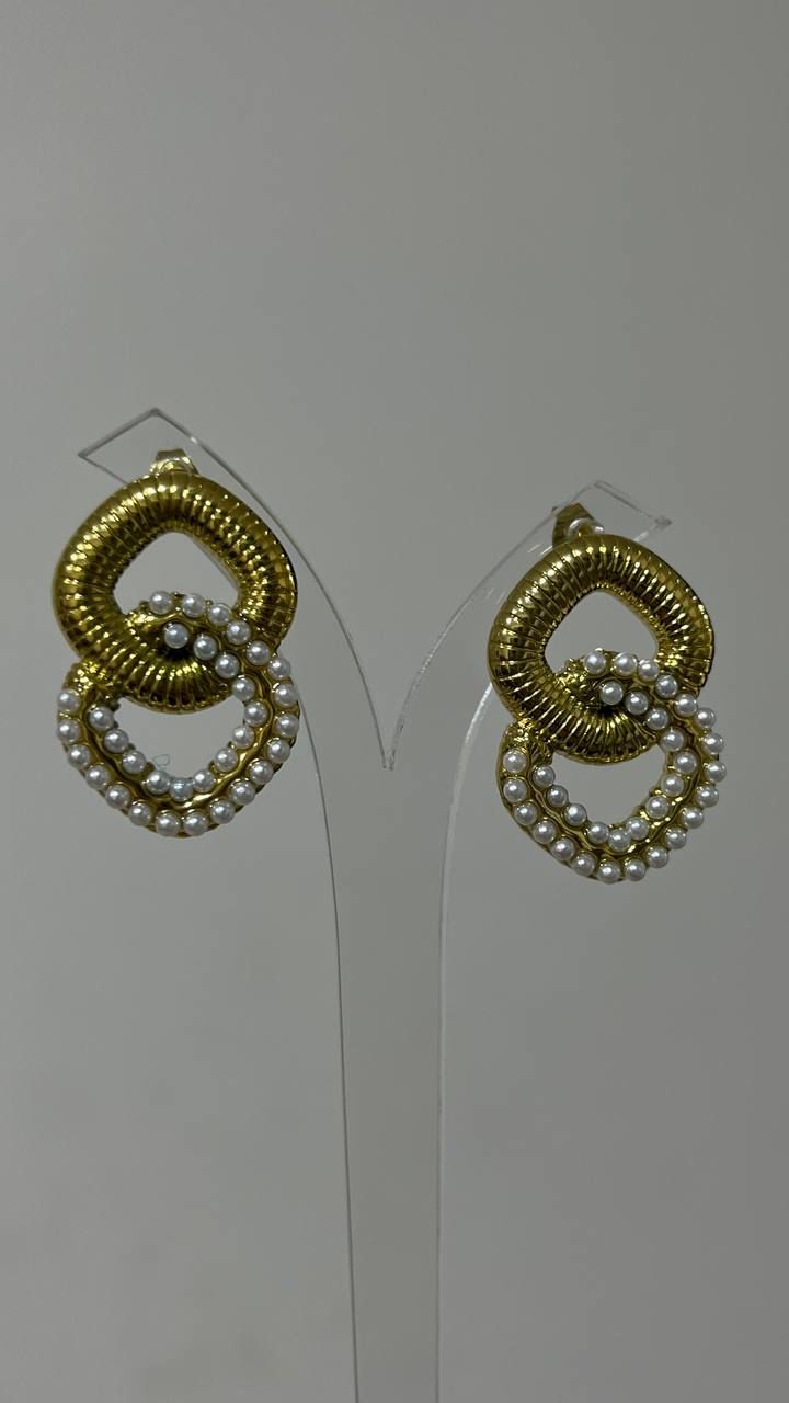Molfn Earring