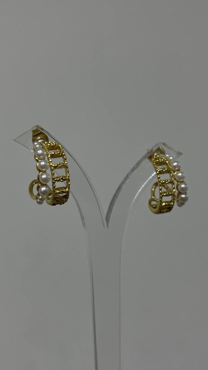 Molfn Earring
