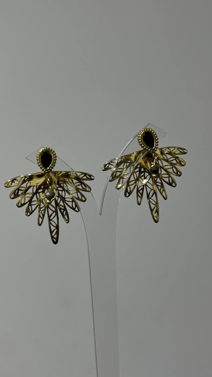 Molfn Earring