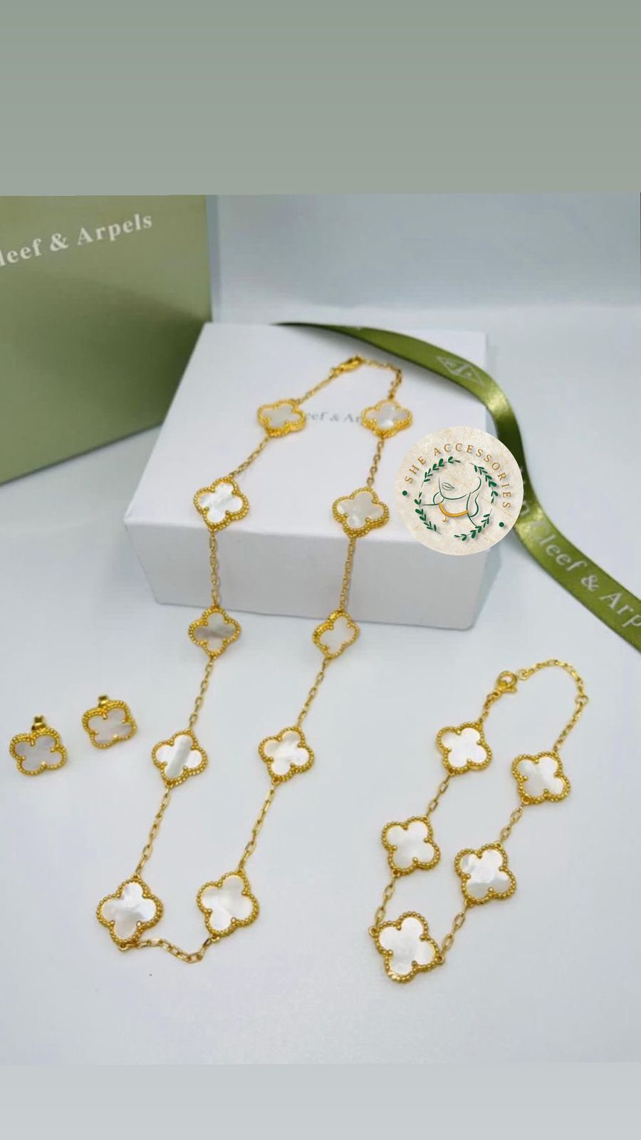 Set Necklace,Bracelet & earring Van cleef