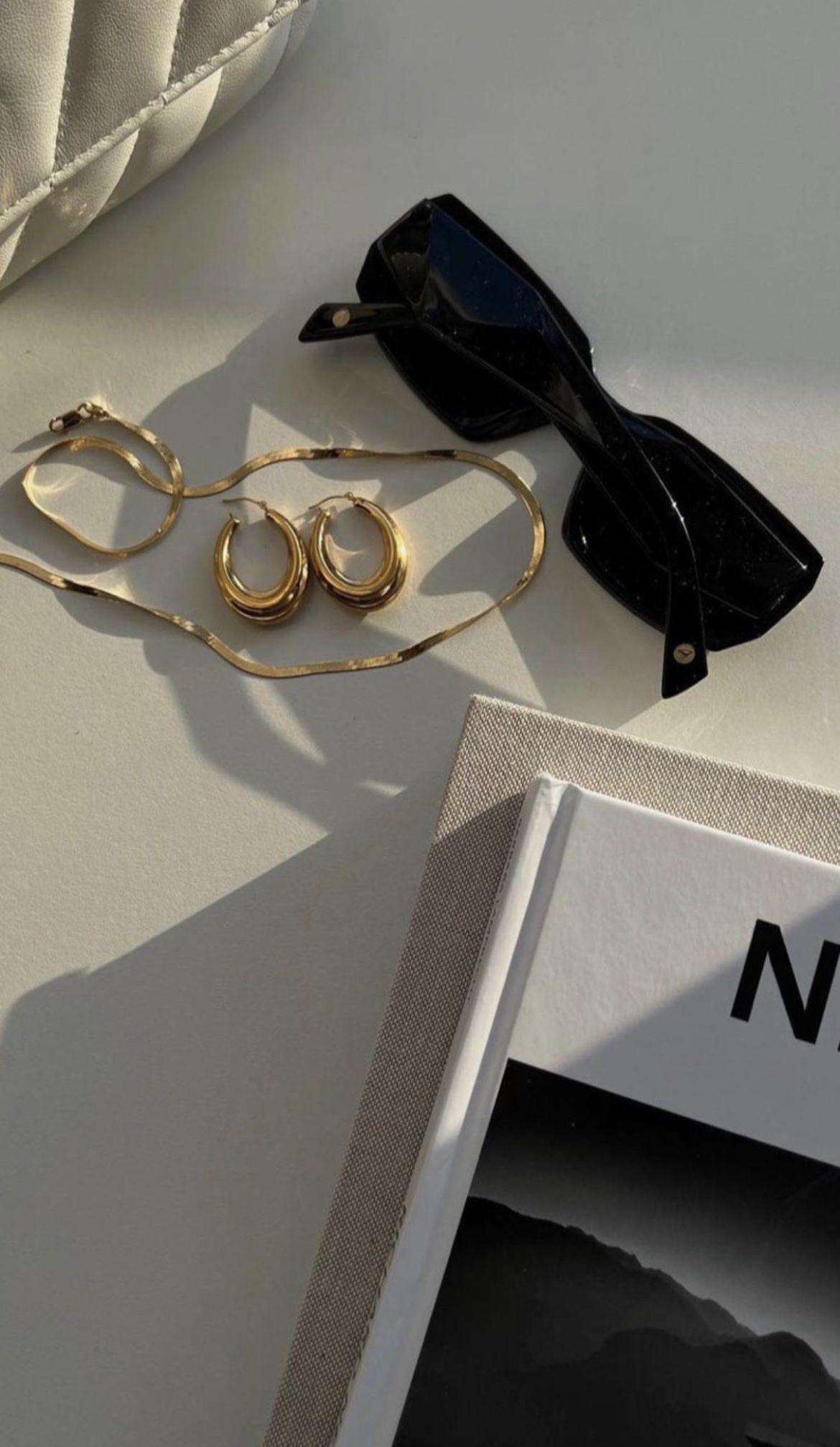 White Friday Discounts