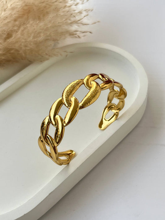 Crystalol Bangle