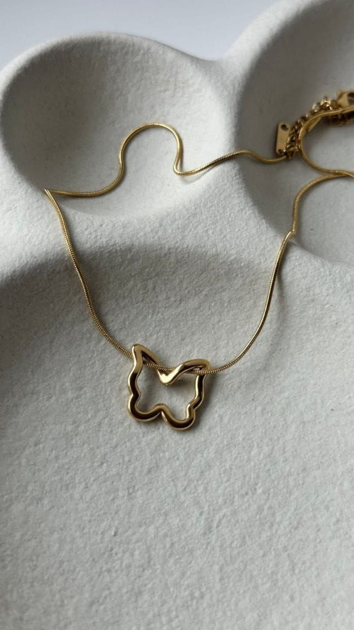 Floda Necklace