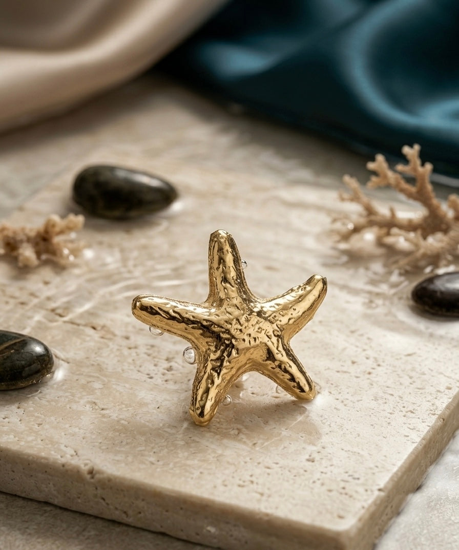 Milu Brooch