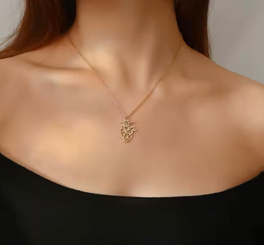 Mora Necklace