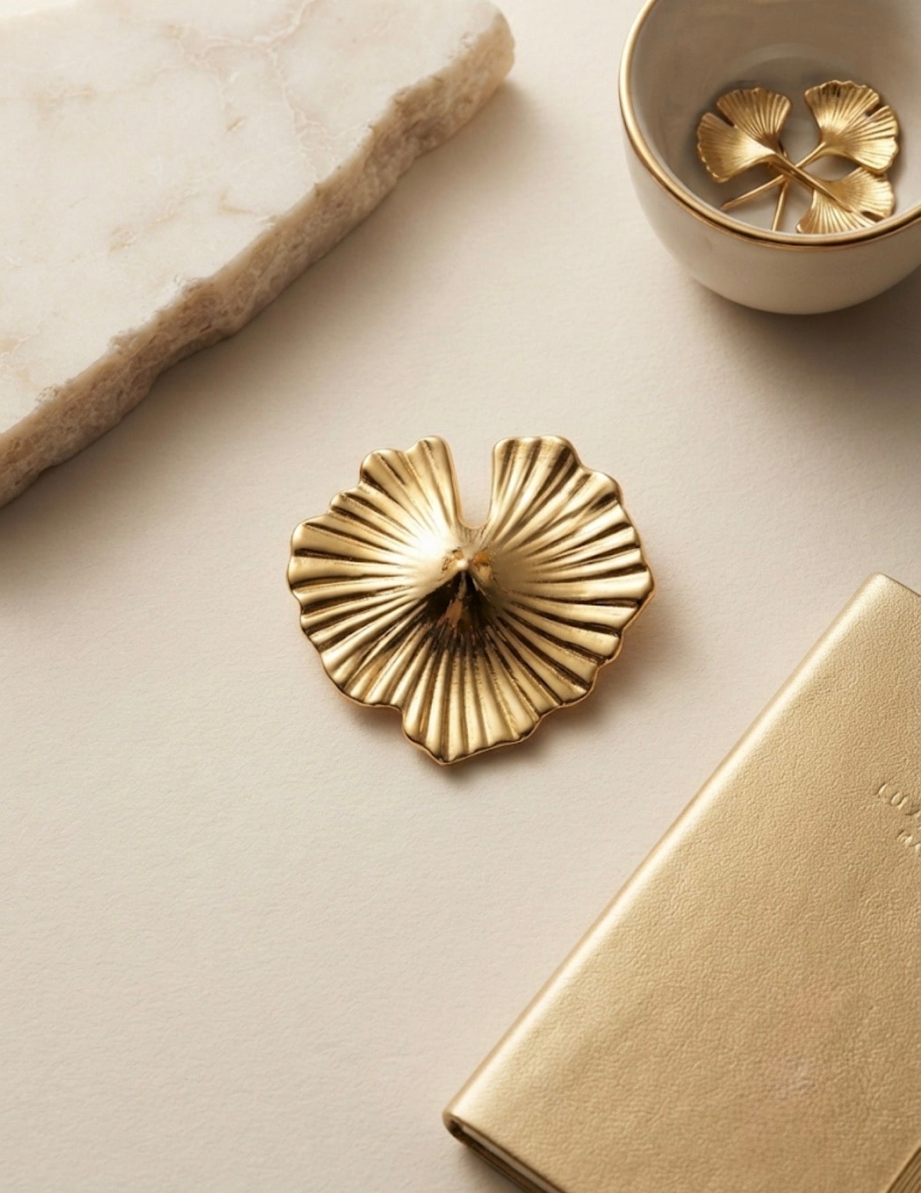 Violo Brooch