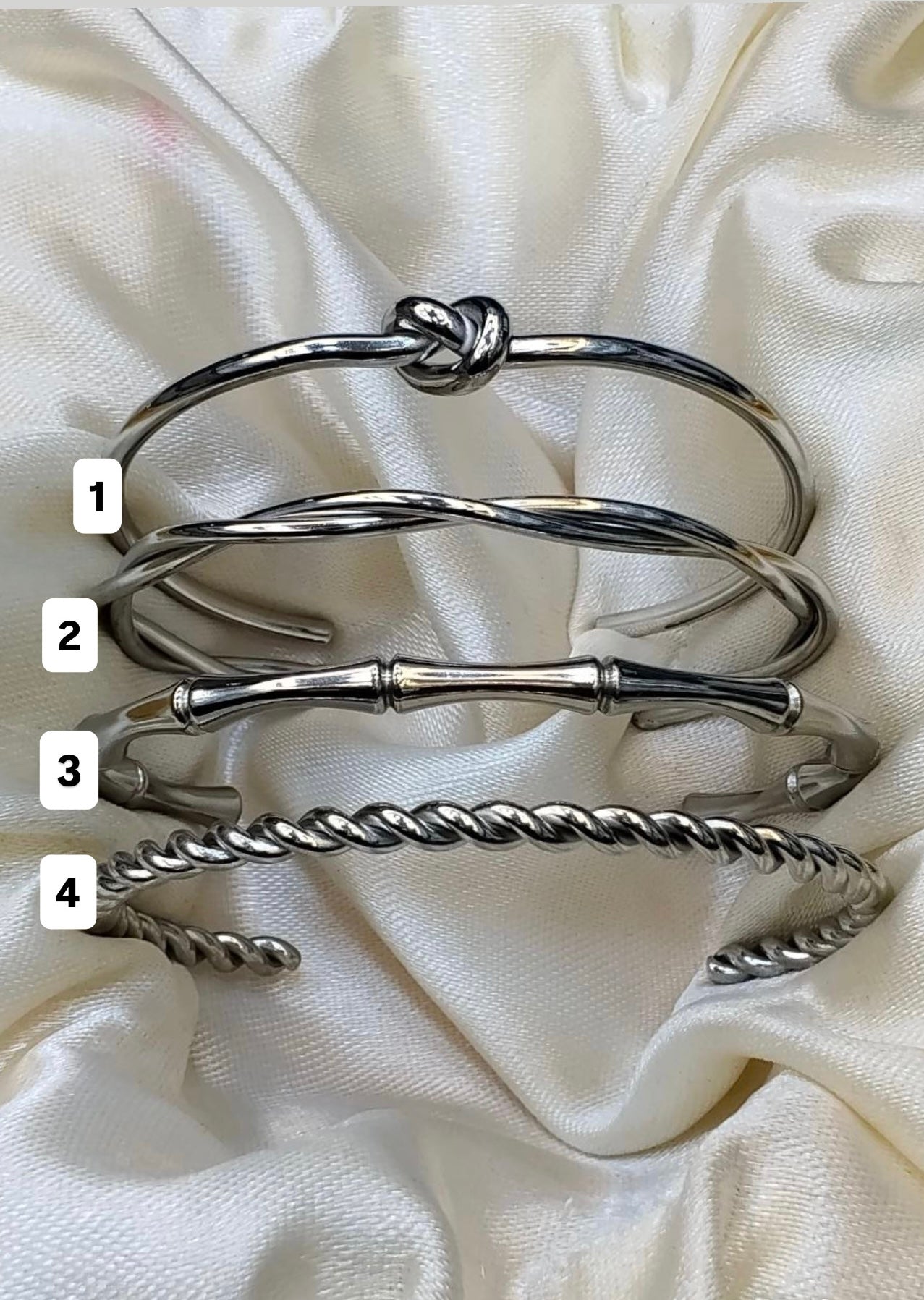 Donar Bangle
