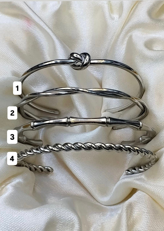 Donar Bangle