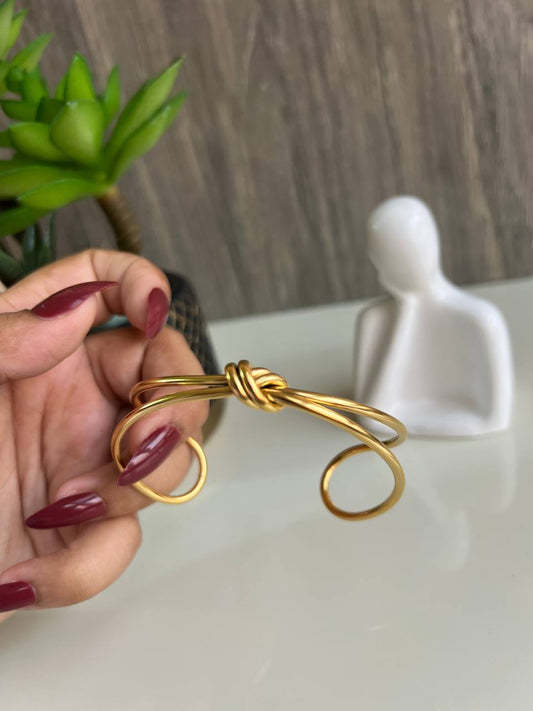 Double Bangle