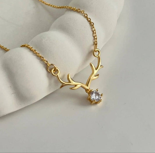 Starma Necklace