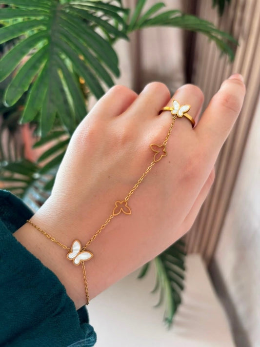 Urma Hand Chain Bracelet