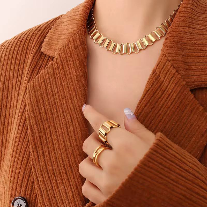 Statio Necklace or choker