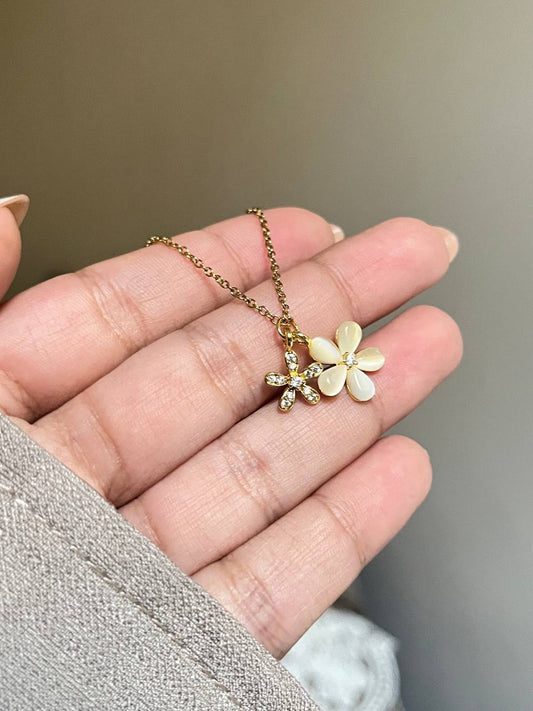Tilo Necklace