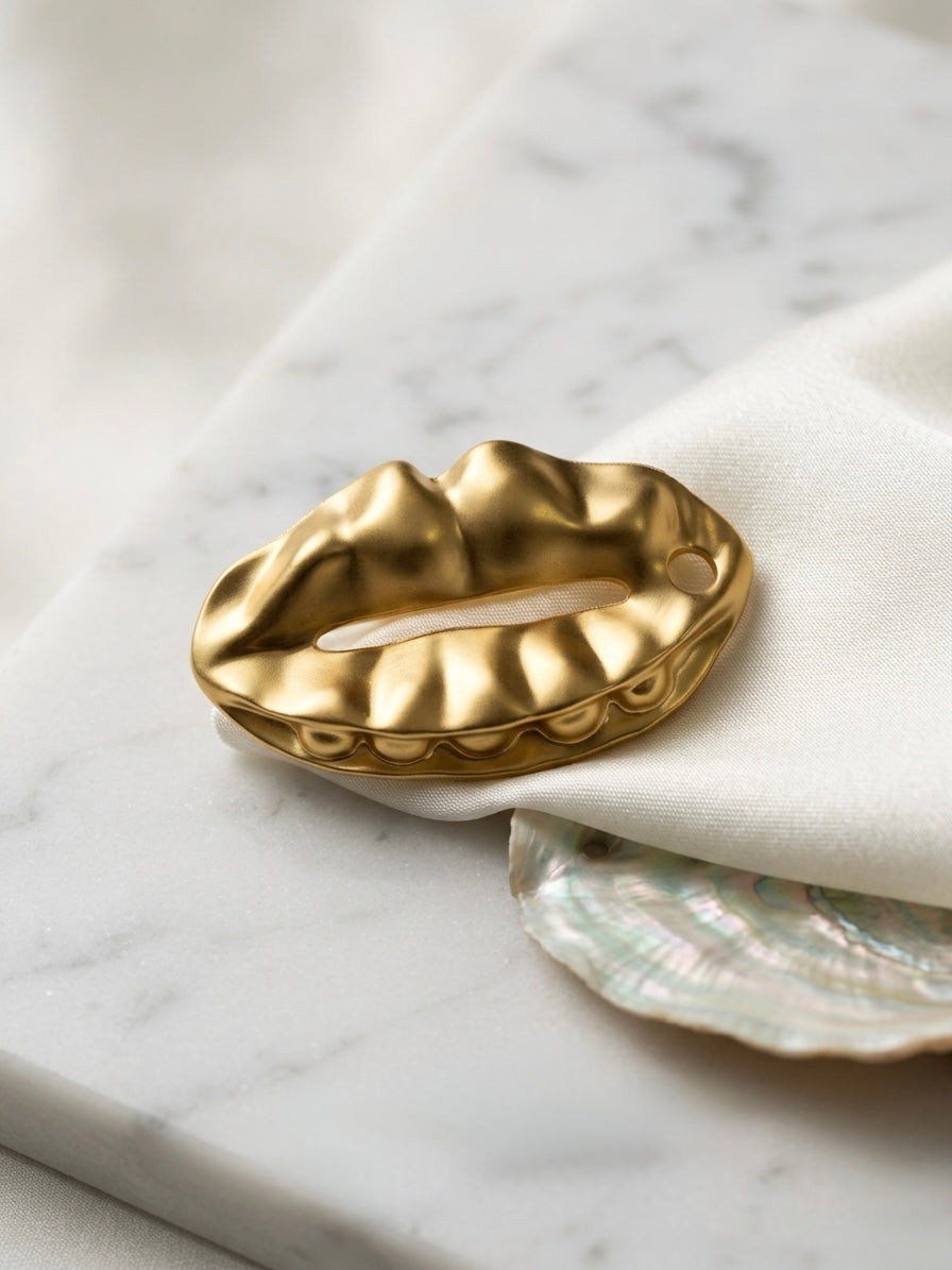 Wagen Brooch