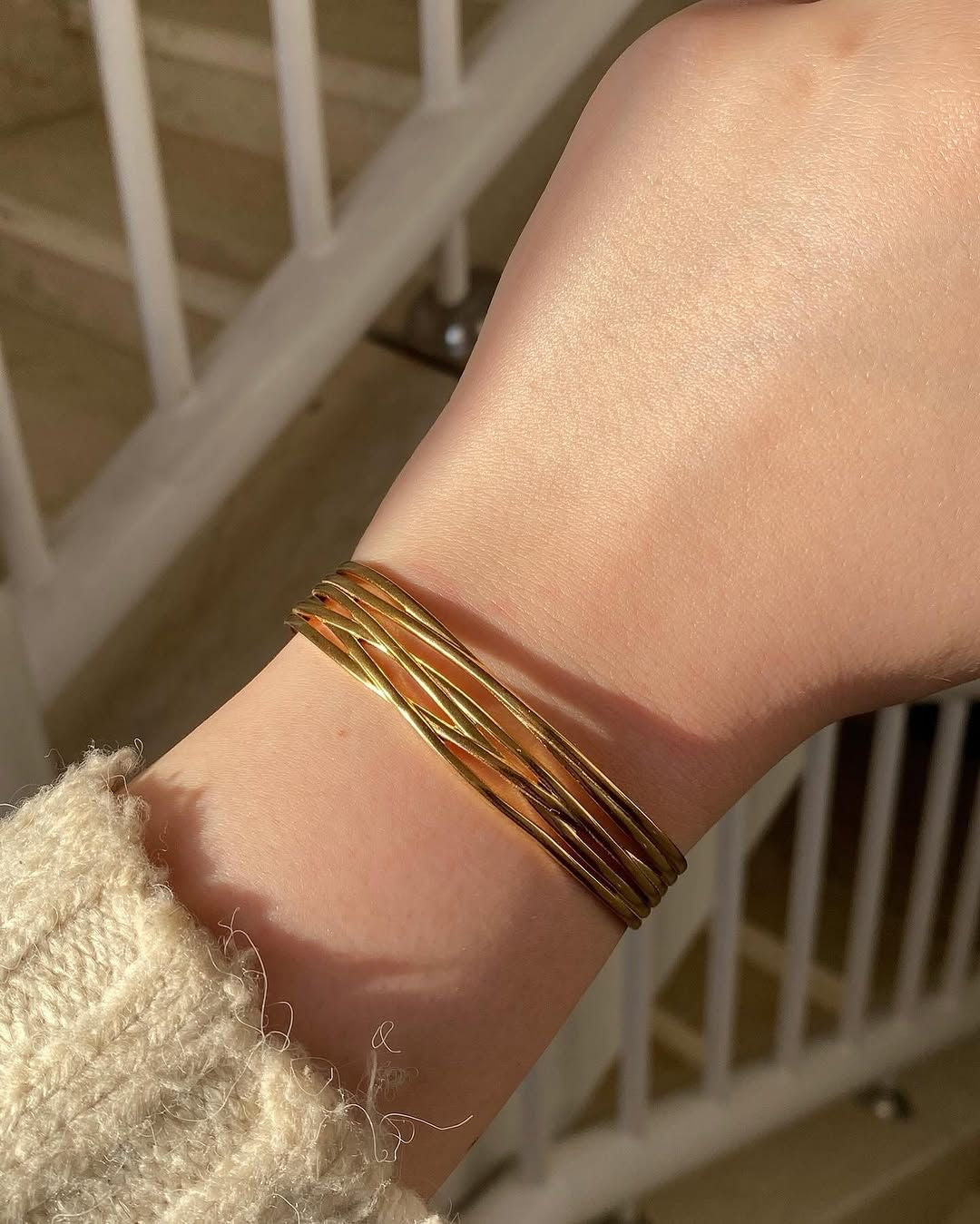 Lirn Bangle