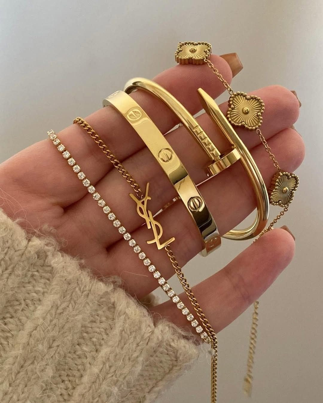Set cartier,bracelet van cleef. Tennis. ysl & nail bangle