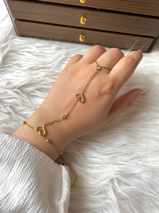 Gillia Hand Chain Bracelet
