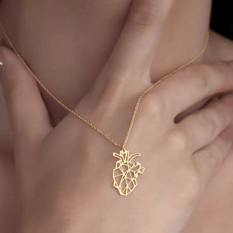 Mora Necklace