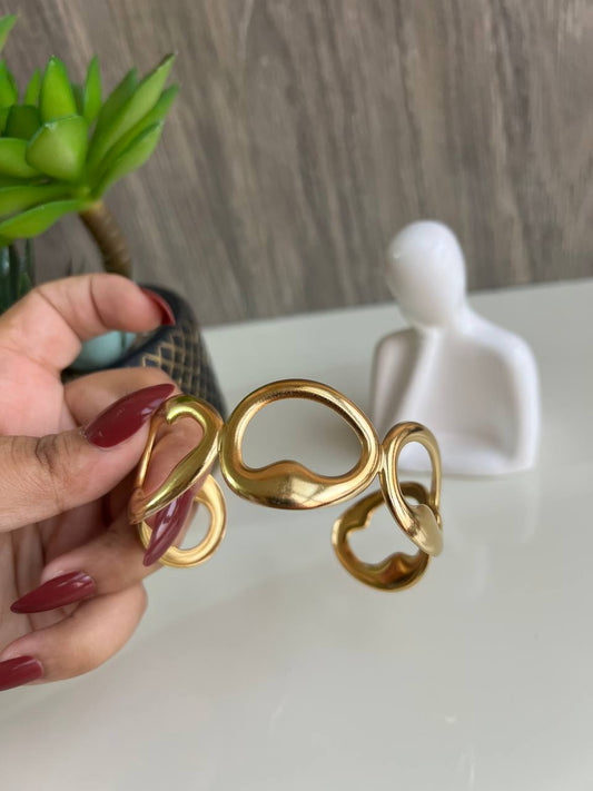 Heart menza Bangle