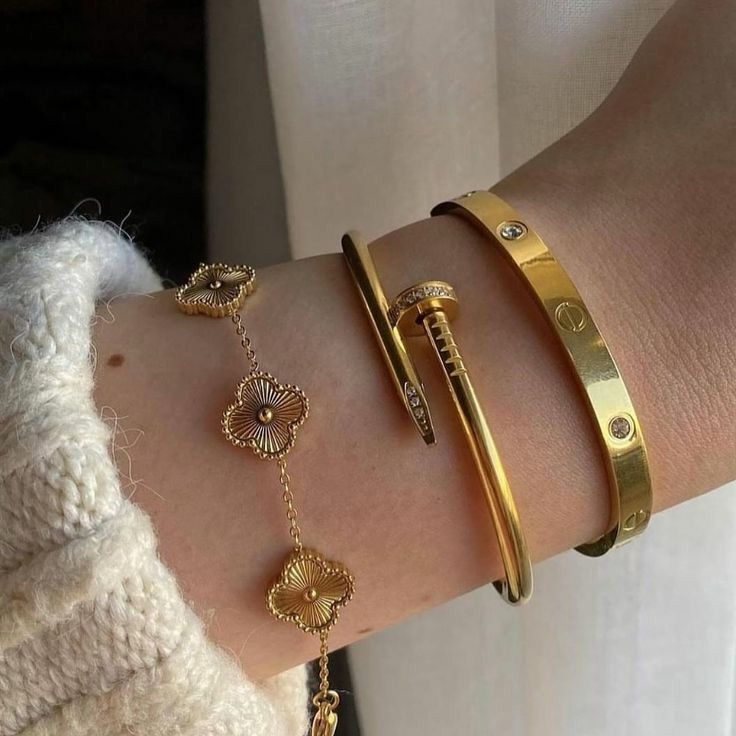 Set cartier,bracelet van cleef and nail bangle