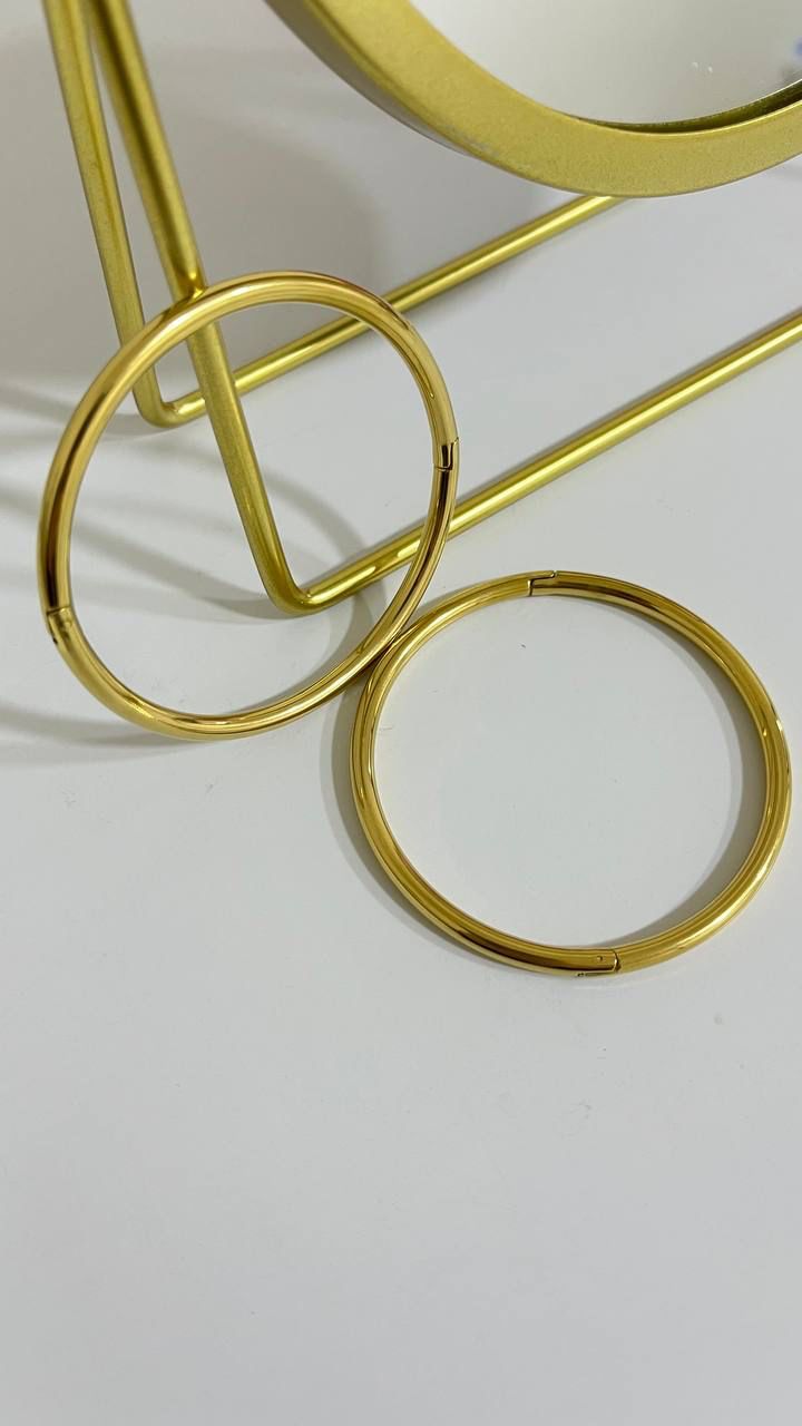 Circular Bangle