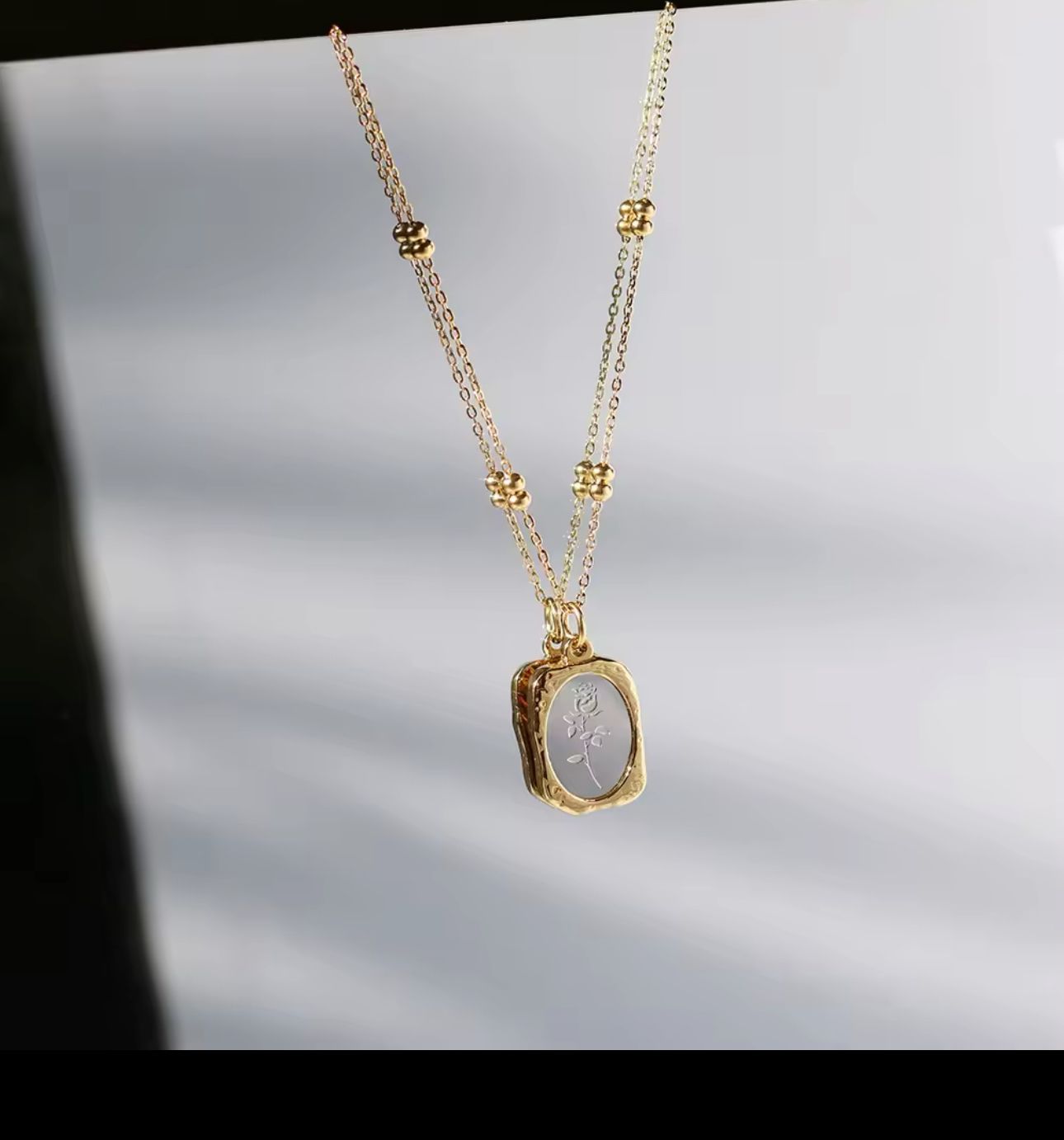 Fyroza Necklace