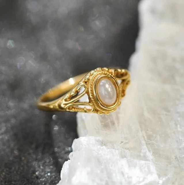 Damnda Ring