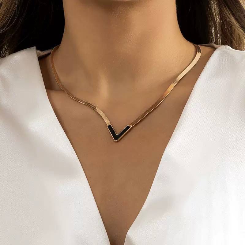 V Necklace