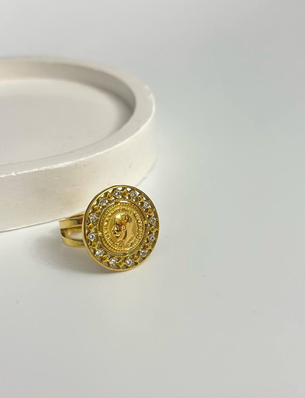 Olvna Ring