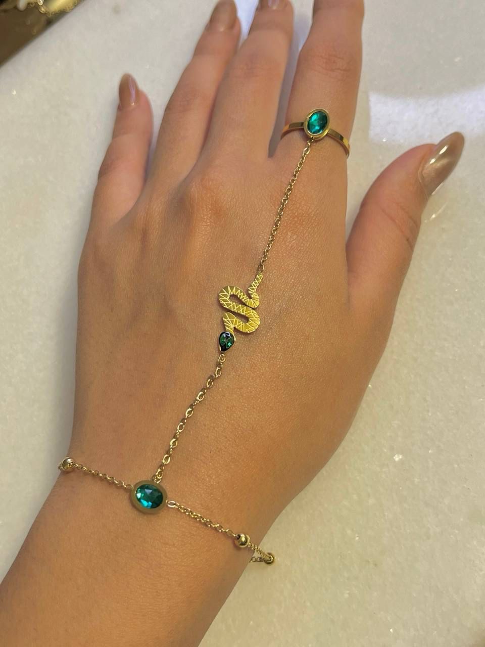Urma Hand Chain Bracelet