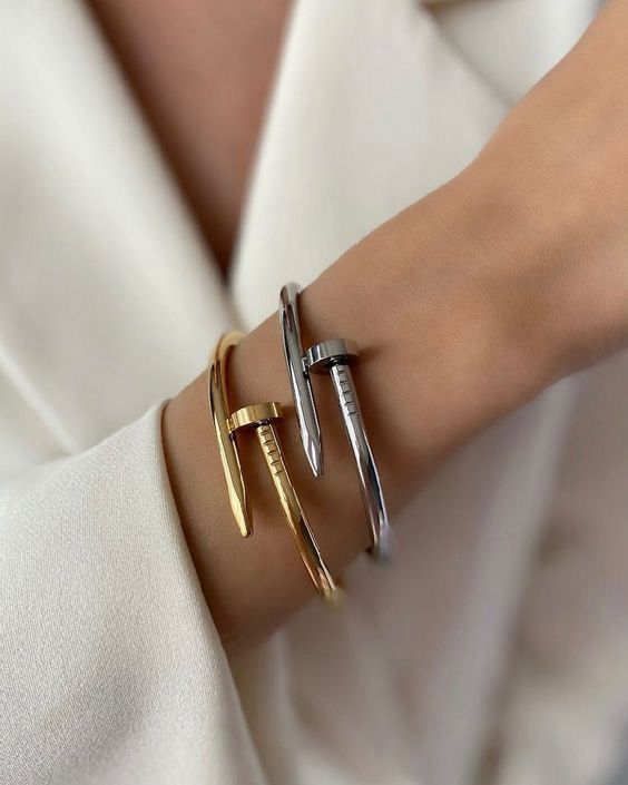 Nail Bangle